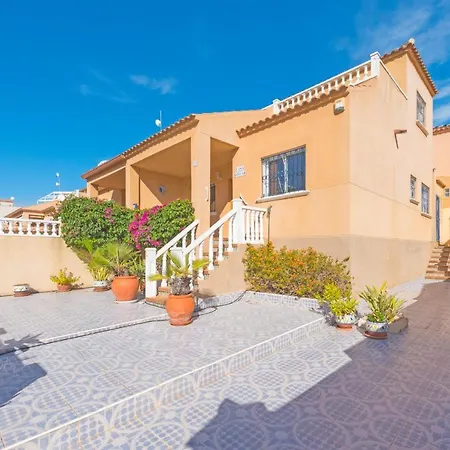 Сasa de vacaciones Casa Roncar *