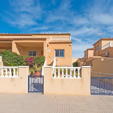 Holiday home Casa Roncar Torrevieja